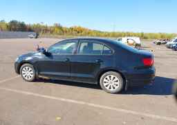2013 VOLKSWAGEN JETTA S