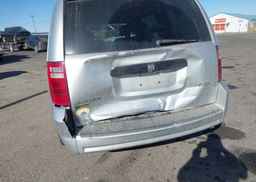 2010 DODGE GRAND CARAVAN SE