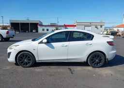2010 MAZDA MAZDA3 GS