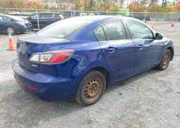 2013 MAZDA MAZDA3 GS-SKY