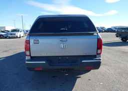 2017 HONDA RIDGELINE TOURING