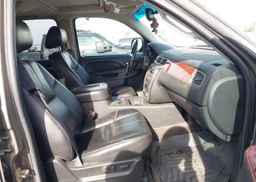 2011 GMC YUKON SLT