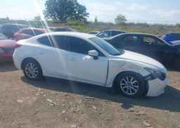 2014 MAZDA MAZDA3 GS-SKY