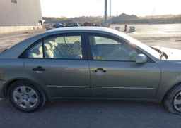 2010 HYUNDAI SONATA GL