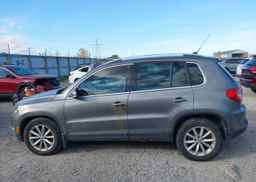 2010 VOLKSWAGEN TIGUAN