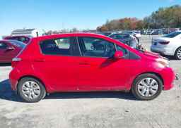 2014 TOYOTA YARIS LE
