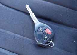 2008 TOYOTA YARIS