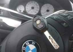 2005 BMW 325I