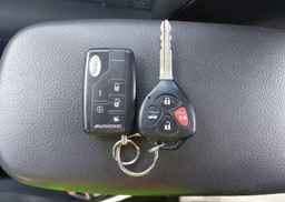 2009 TOYOTA COROLLA S