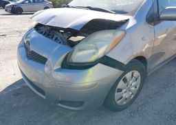 2009 TOYOTA YARIS LE