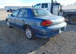 1997 PONTIAC GRAND AM SE