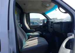 2012 GMC SAVANA 3500 STANDARD