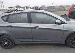 2013 HYUNDAI ACCENT GL