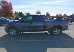 2010 TOYOTA TUNDRA SR5 5.7L V8