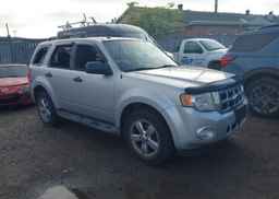 2010 FORD ESCAPE XLT AUTOMATIC