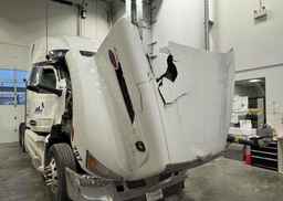 2023 PETERBILT 579