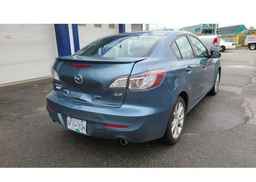 2010 MAZDA 3 S