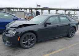 2022 CHRYSLER 300