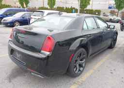2022 CHRYSLER 300