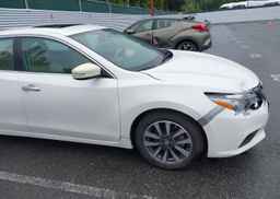 2017 NISSAN ALTIMA 2.5