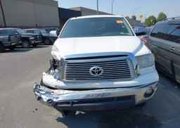 2013 TOYOTA TUNDRA CREWMAX LTD
