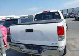 2013 TOYOTA TUNDRA CREWMAX LTD