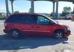 2004 DODGE CARAVAN SE