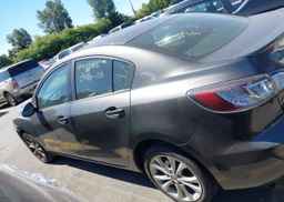 2010 MAZDA 3 S
