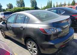 2010 MAZDA 3 S