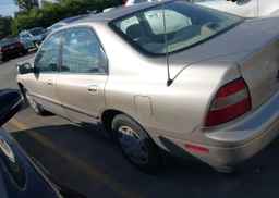 1995 HONDA ACCORD LX