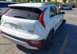 2023 KIA NIRO
