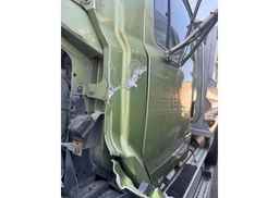 2004 STERLING LT 9500