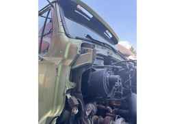 2004 STERLING LT 9500