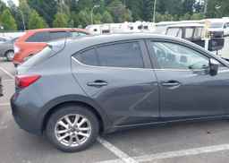 2014 MAZDA MAZDA3 GS-SKY