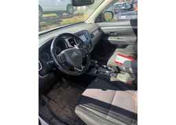 2016 MITSUBISHI OUTLANDER SE