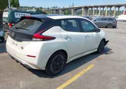 2024 NISSAN LEAF