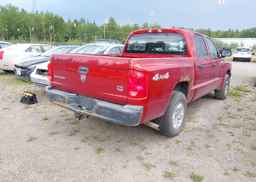 2006 DODGE DAKOTA QUAD