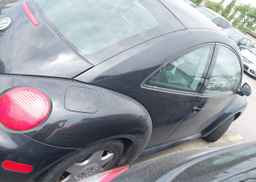 1998 VOLKSWAGEN NEW BEETLE