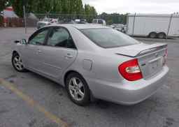 2004 TOYOTA CAMRY