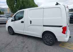 2015 NISSAN NV200 2.5S
