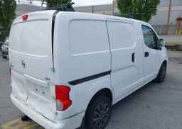 2015 NISSAN NV200 2.5S