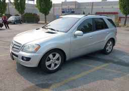 2006 MERCEDES-BENZ ML 500