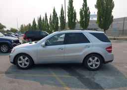 2006 MERCEDES-BENZ ML 500
