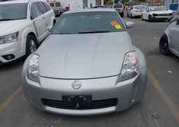 2003 NISSAN 350Z