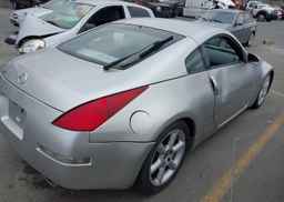 2003 NISSAN 350Z