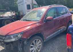 2014 VOLKSWAGEN TIGUAN S