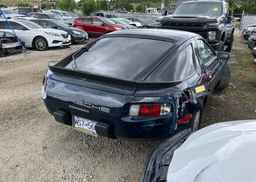 1985 PORSCHE 928