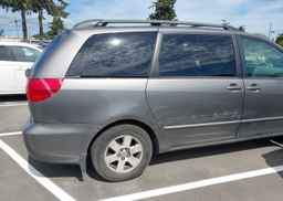 2004 TOYOTA SIENNA CE