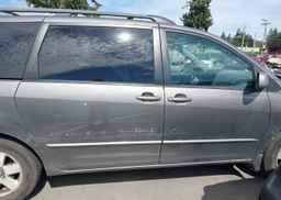 2004 TOYOTA SIENNA CE