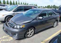 2013 TOYOTA COROLLA S